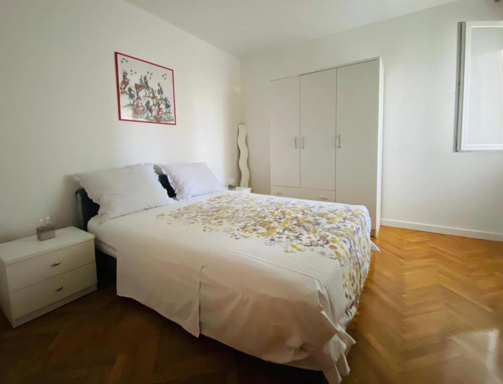 2 Bedroom Apartment/Parking/Market สปลิท ภายนอก รูปภาพ